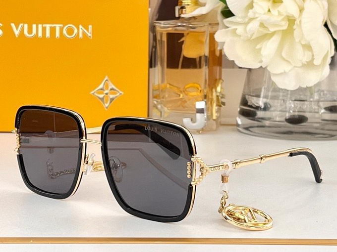 Louis Vuitton Sunglasses ID:20230516-187